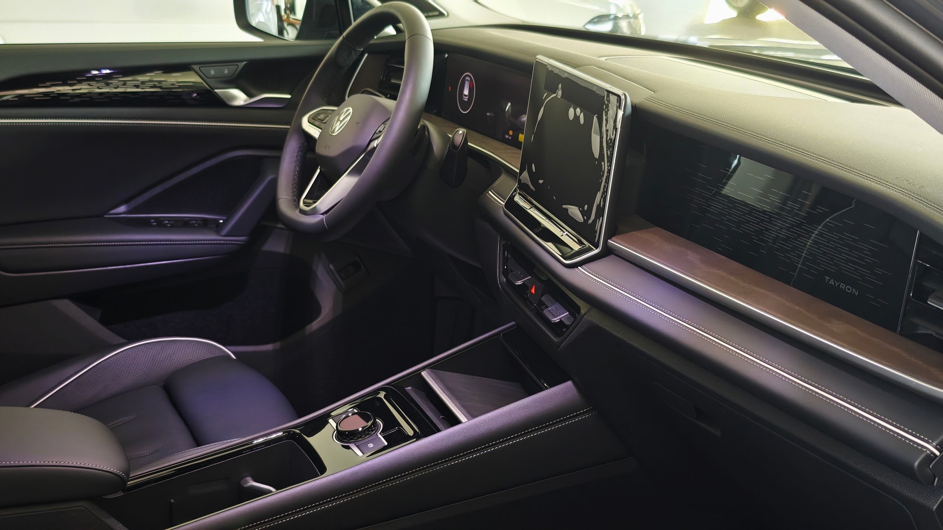 Зображення Новий Tayron Elegance 2.0 TDI 4MOTION