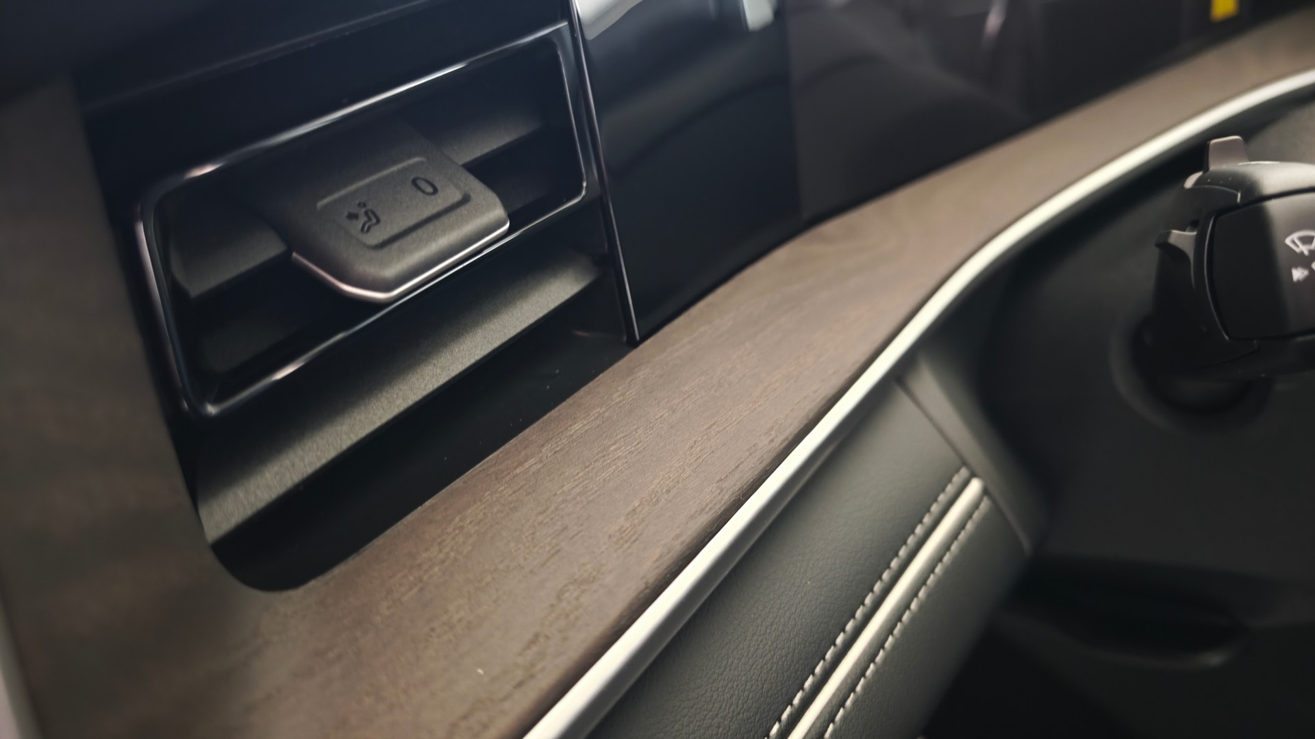 Зображення Новий Tayron Elegance 2.0 TDI 4MOTION