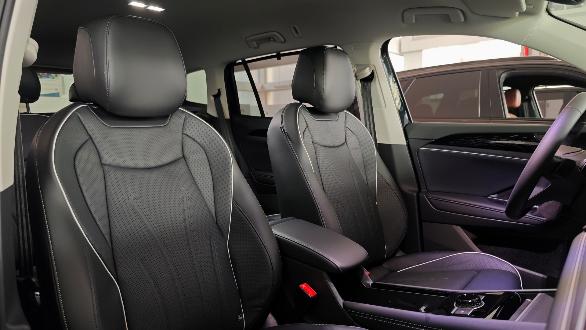 Зображення Новий Tayron Elegance 2.0 TDI 4MOTION