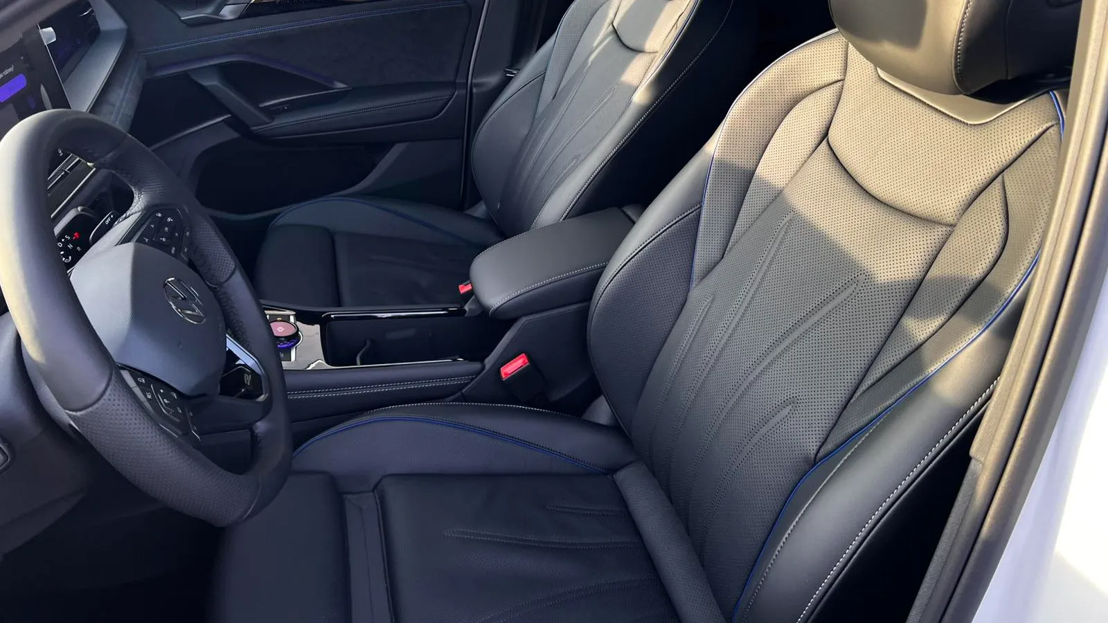 Зображення Новий Tayron R-Line Platinum 2.0 TDI 4M