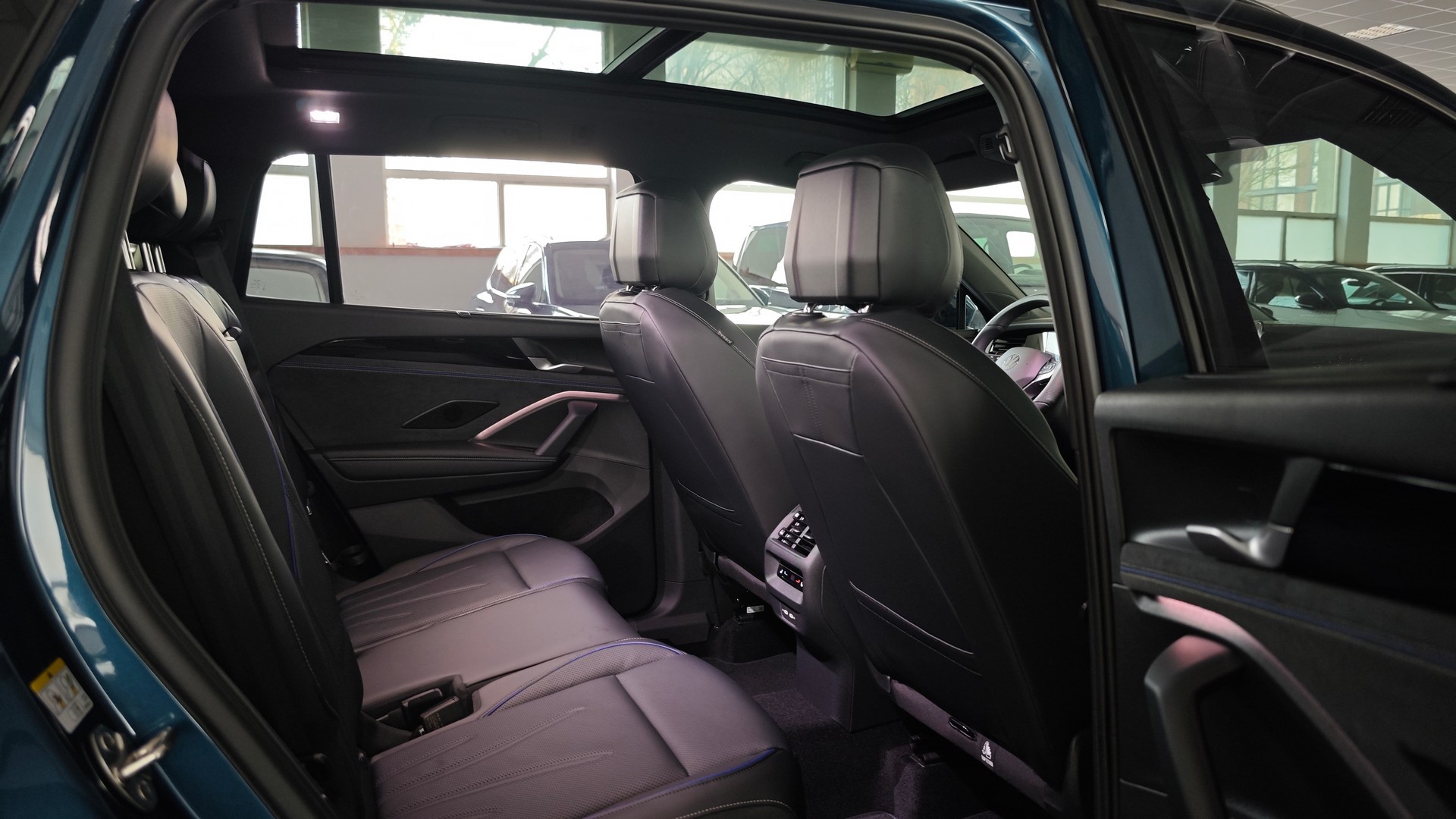 Зображення Новий Tayron R-Line Platinum 2.0 TDI 4M