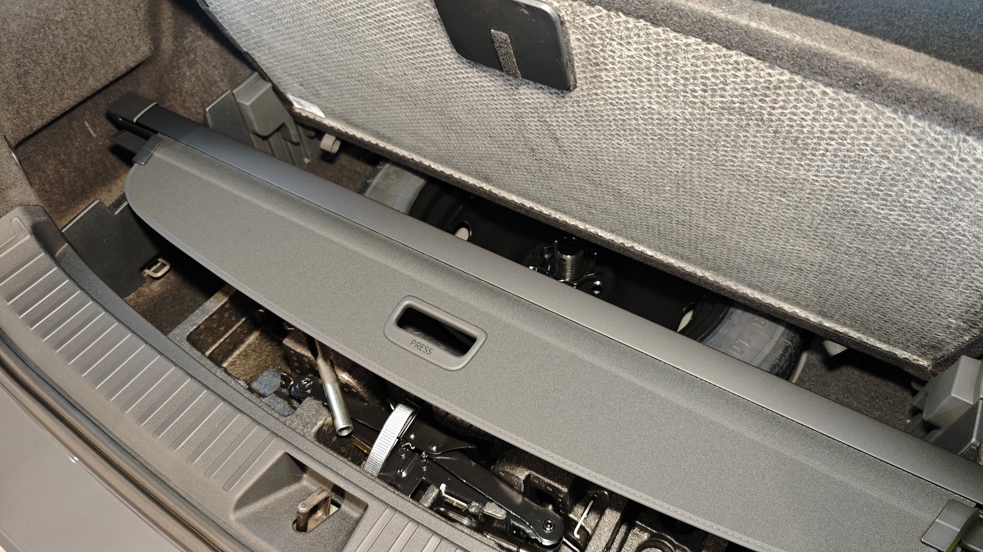 Зображення Новий Tayron R-Line Platinum 2.0 TDI 4M