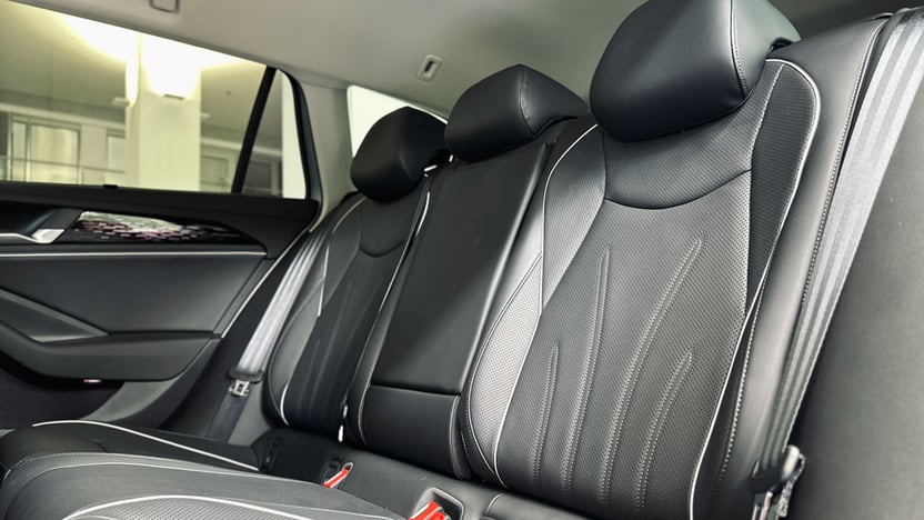 Зображення Новий Passat Elegance 2.0 TDI