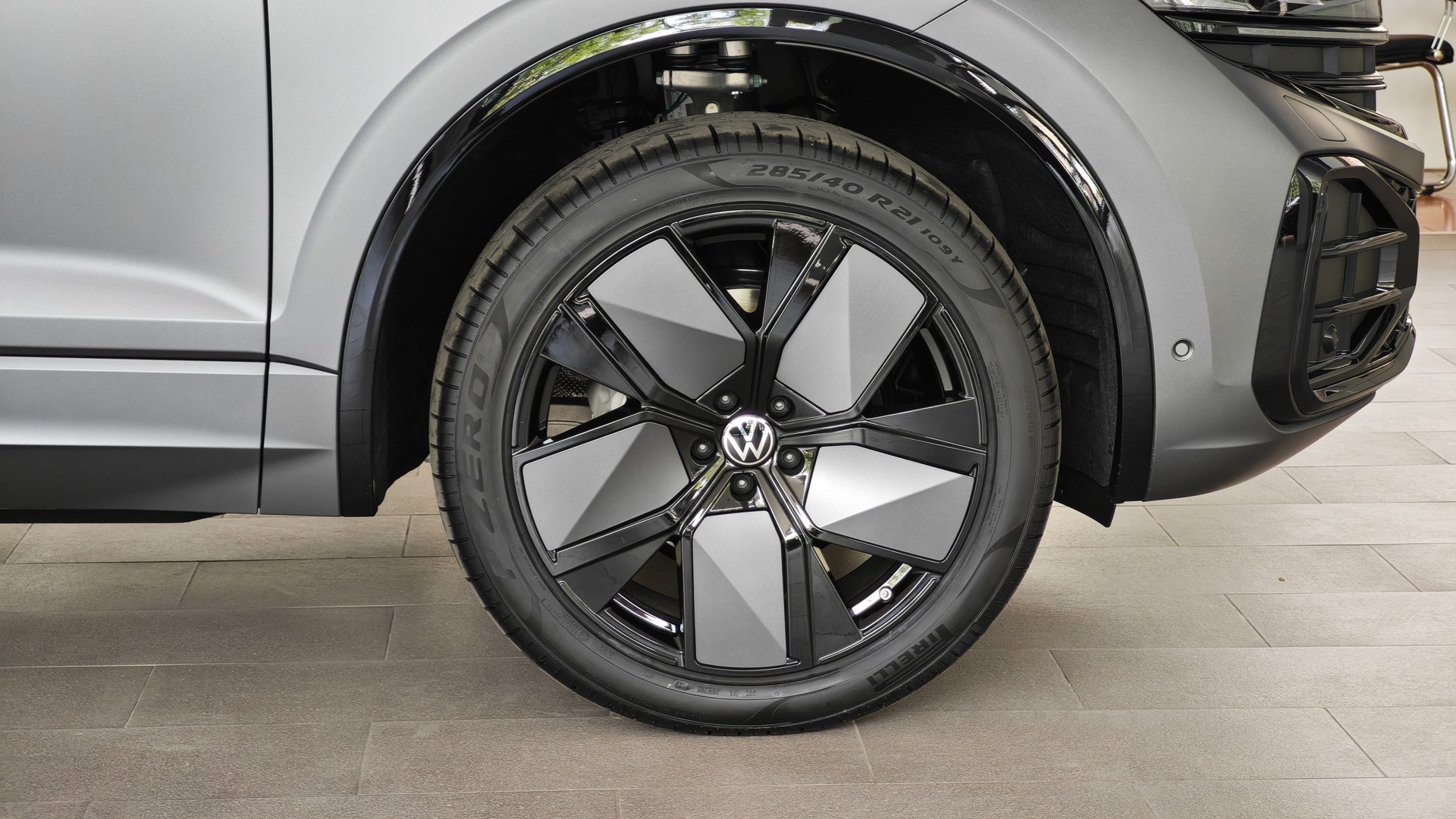 Зображення Touareg R-Line Platinum2 3.0 V6 TDI