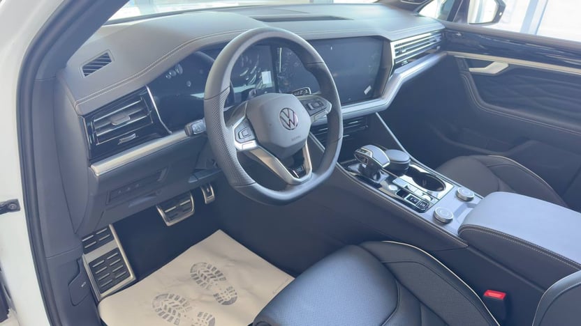 Зображення Touareg R-Line Platinum1 3.0 V6 TDI