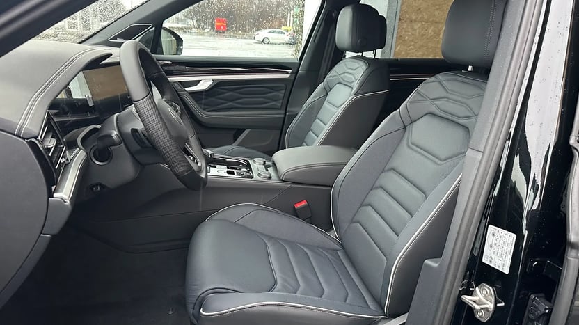 Зображення Touareg R-Line Platinum3 3.0 V6 TDI