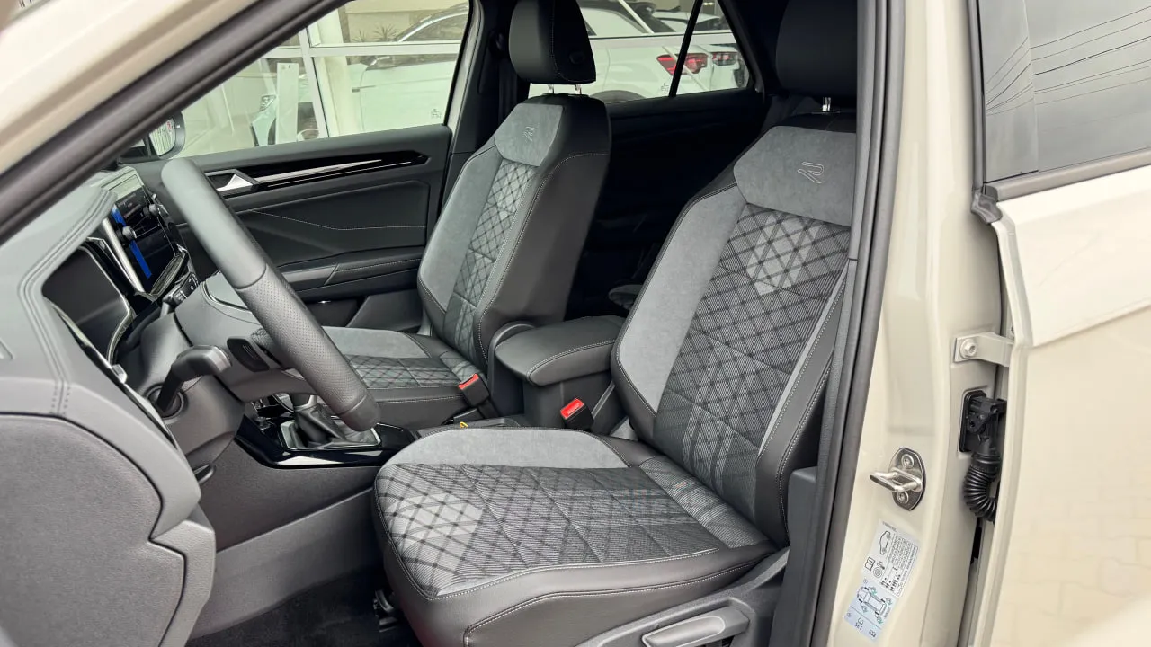 Зображення T-Roc R-Line+ 1.4 TSI