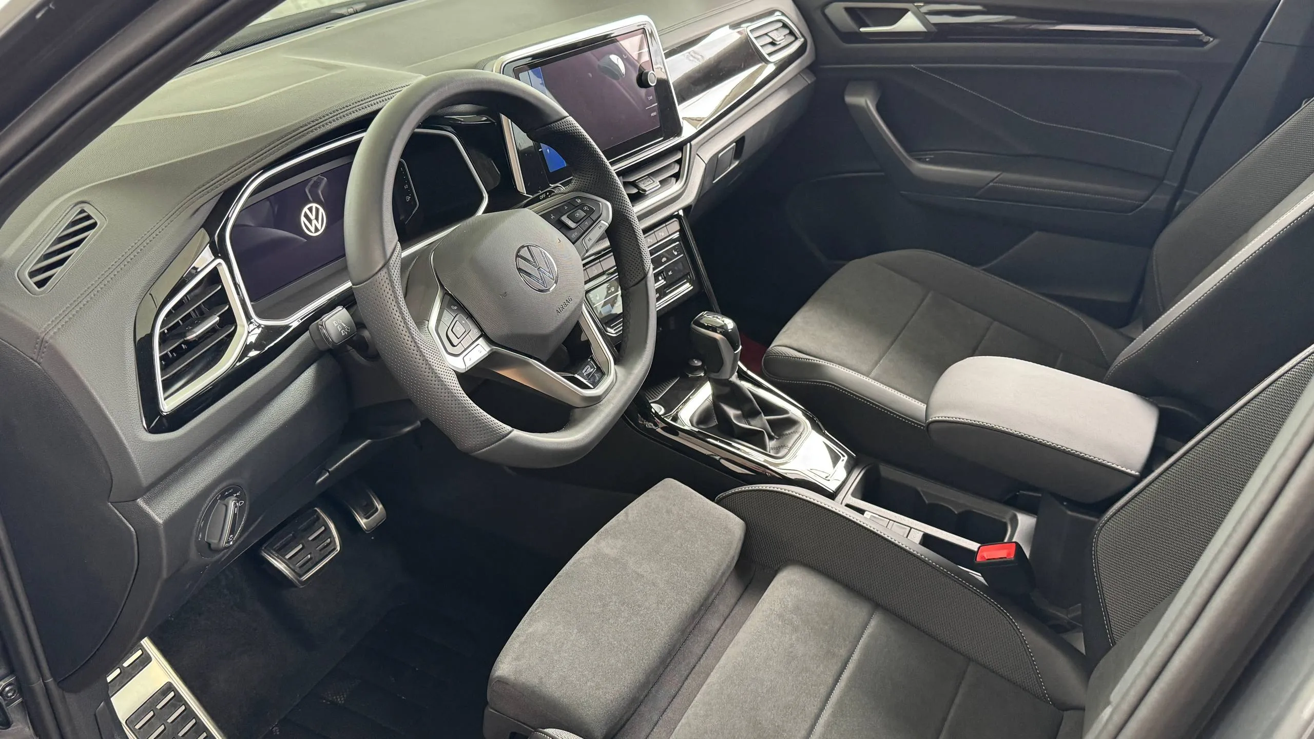 Зображення T-Roc R-Line+ 1.4 TSI