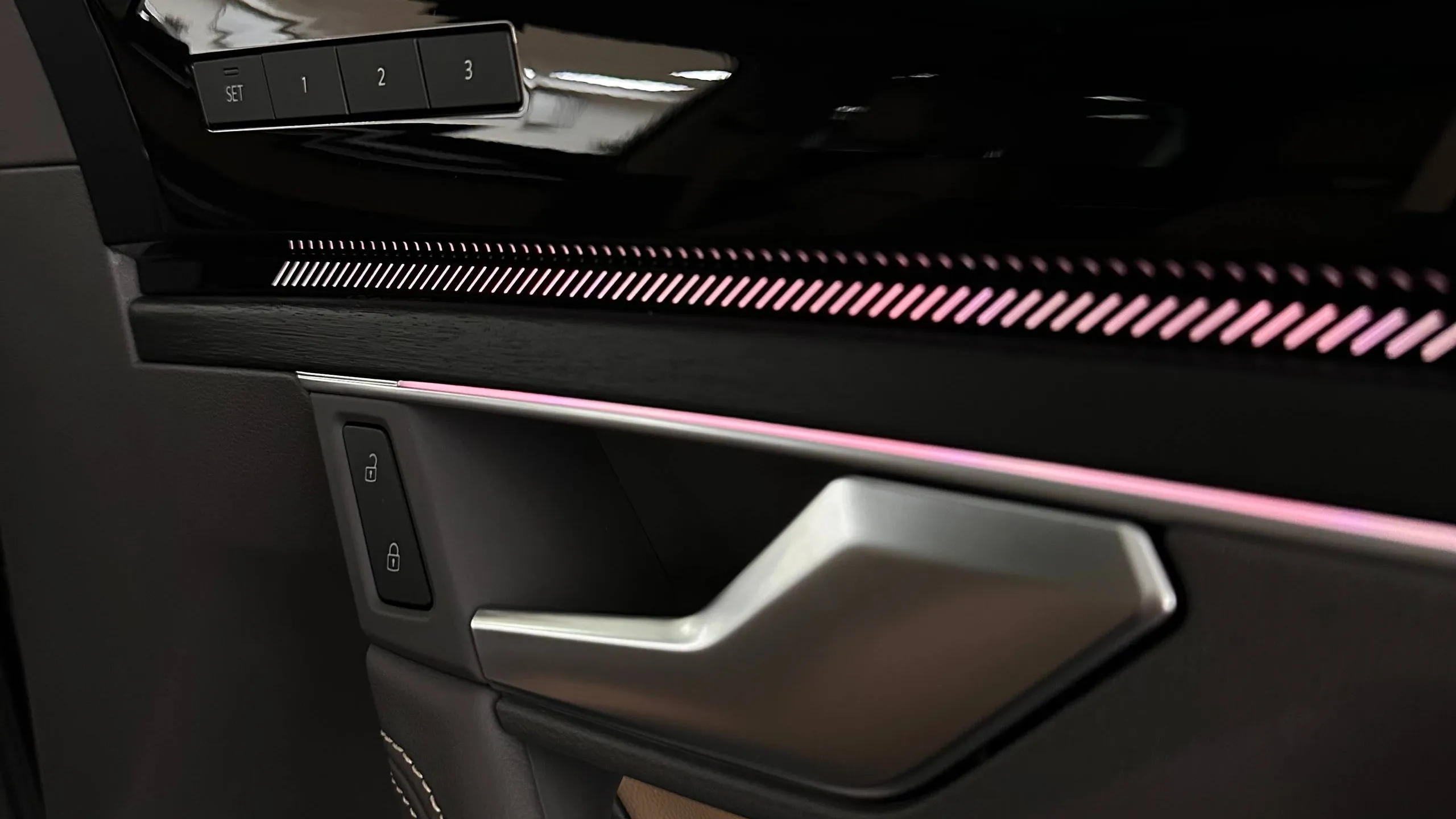 Зображення Touareg R-Line Platinum1 3.0 V6 TDI