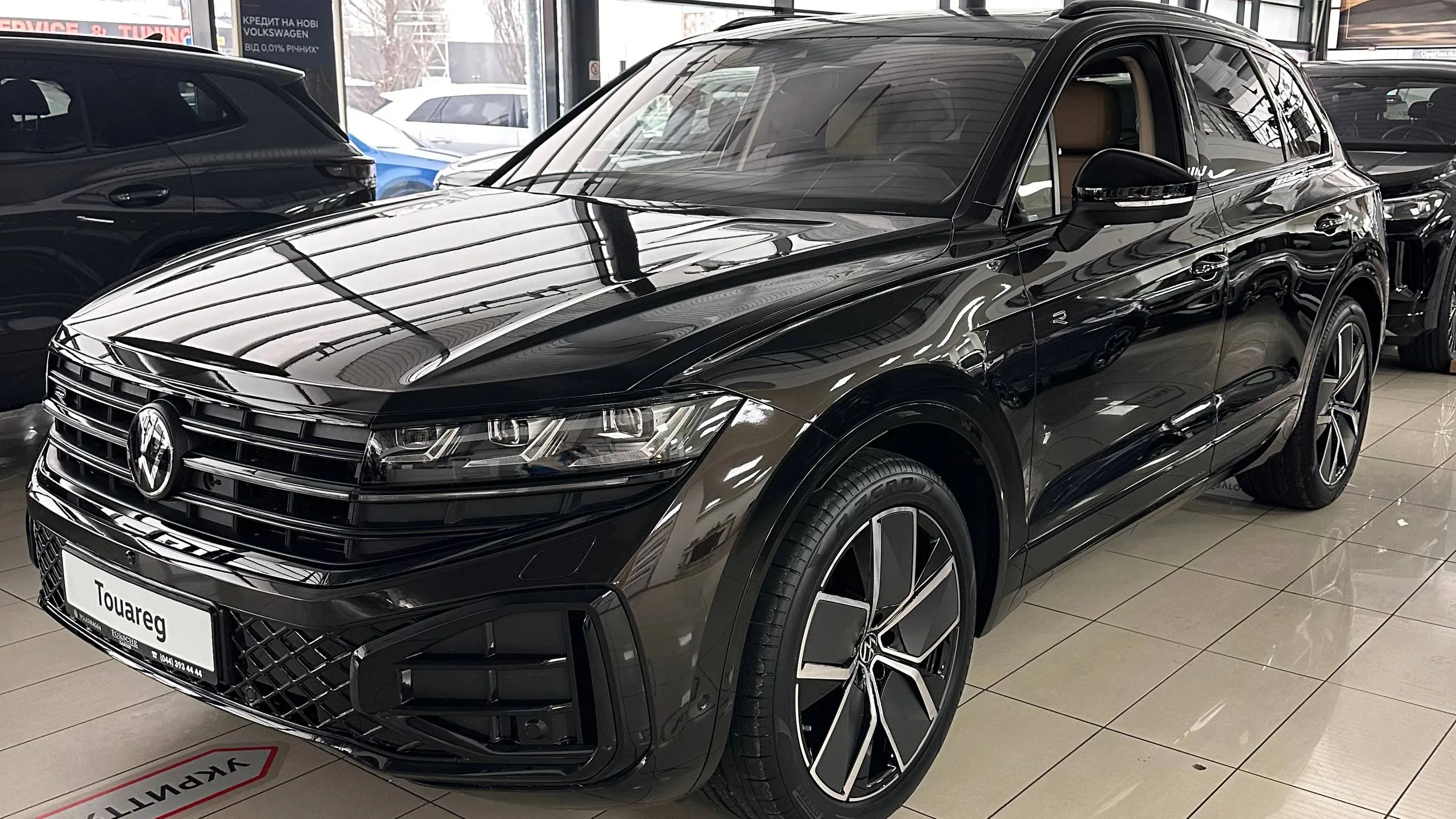 Зображення Touareg R-Line Platinum1 3.0 V6 TDI