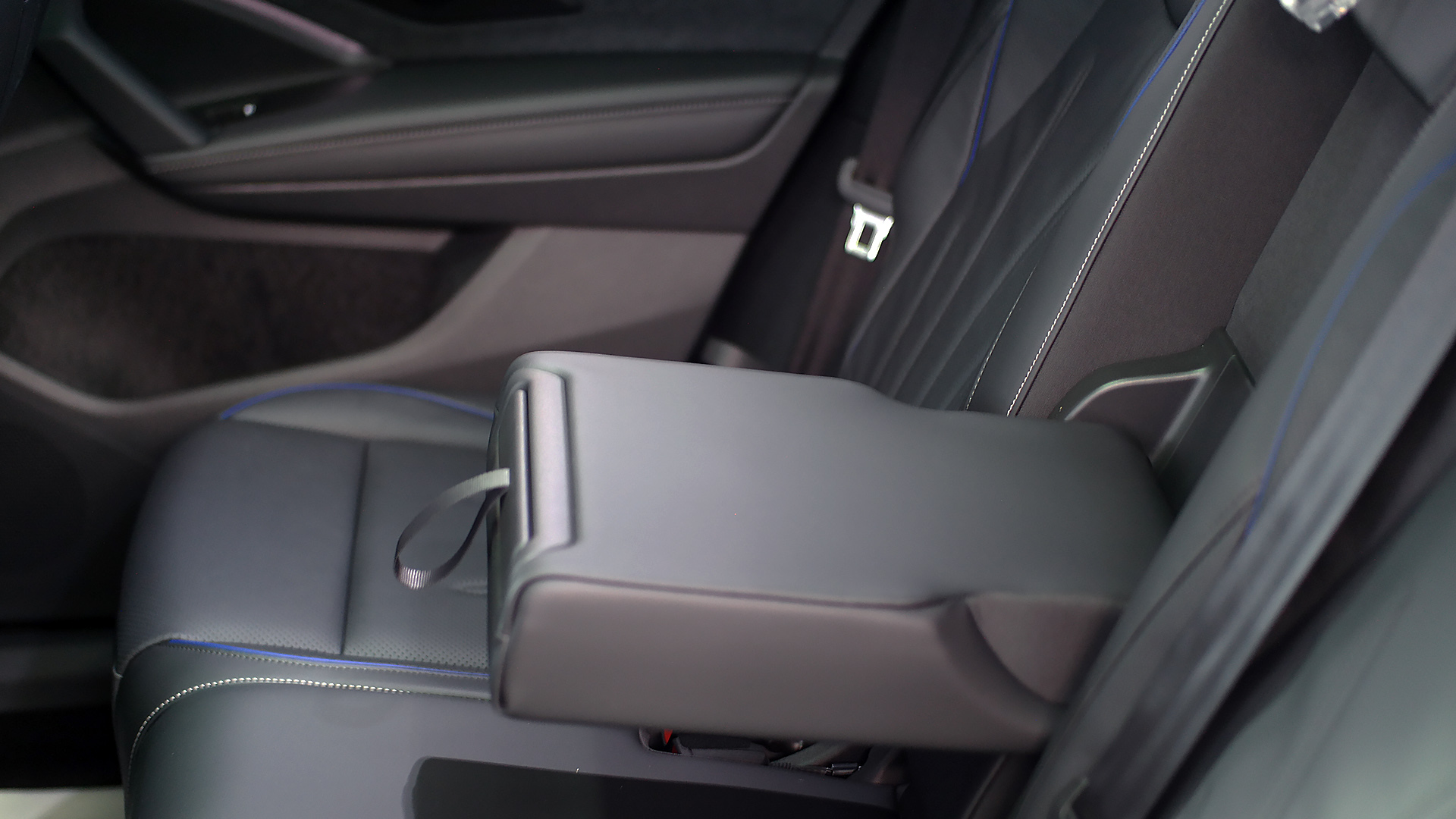 Зображення Новий Tayron R-Line Platinum 2.0 TDI 4M