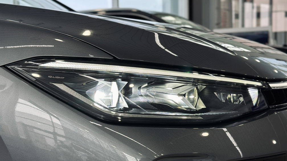 Зображення Новий Passat Elegance 2.0 TDI