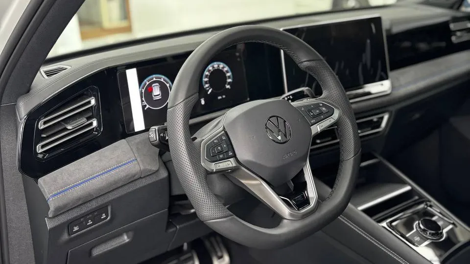 Зображення Tiguan R-Line+ 2.0 TSI 4Motion