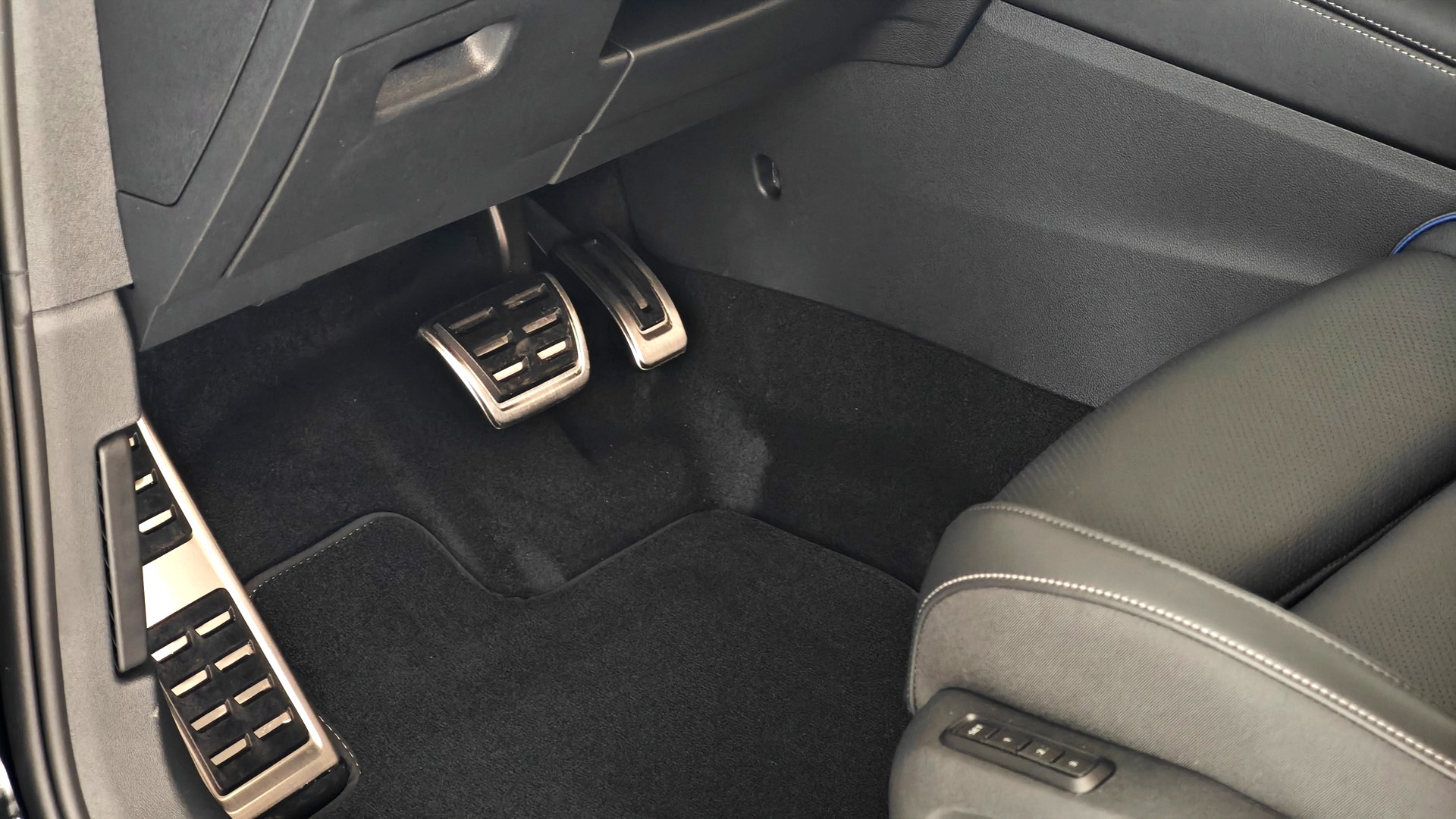 Зображення Новий Tayron R-Line Platinum 2.0 TDI 4M
