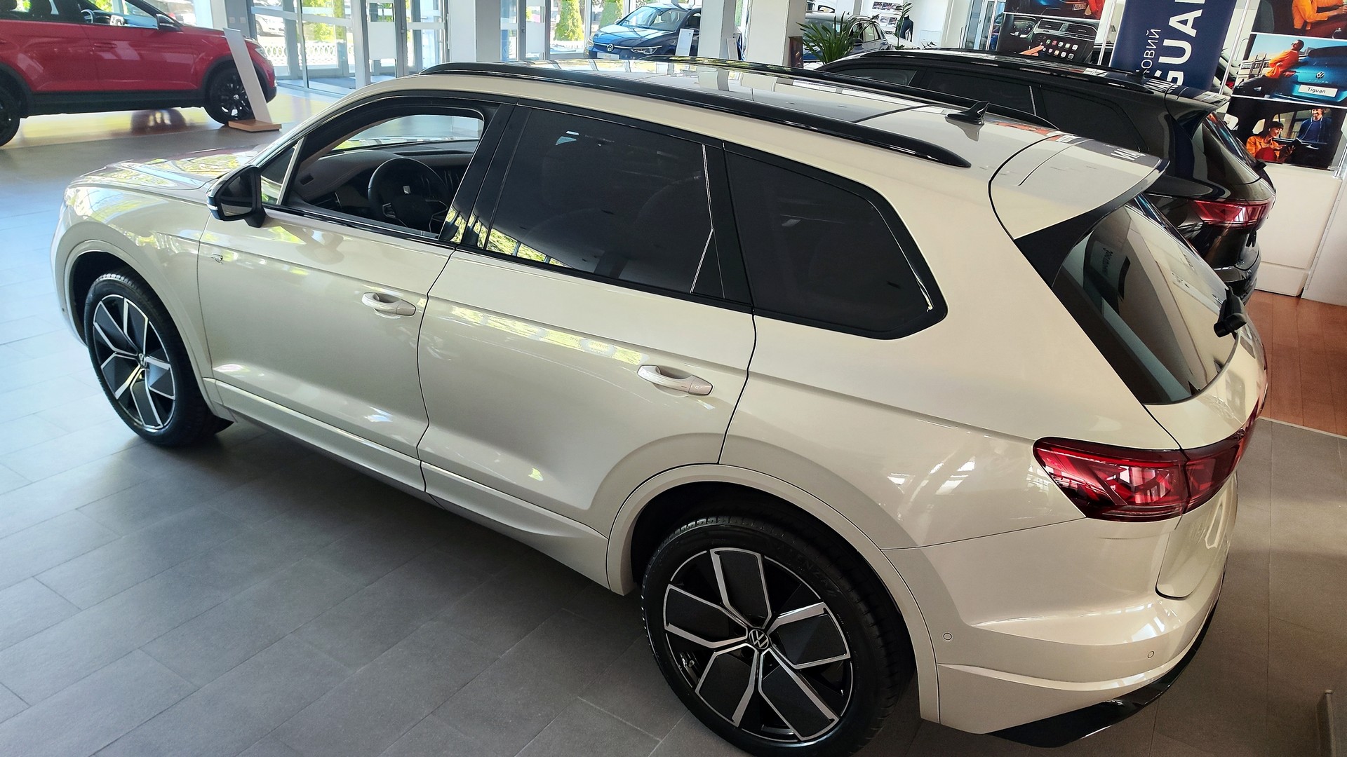 Зображення Touareg R-Line Platinum1 3.0 V6 TDI