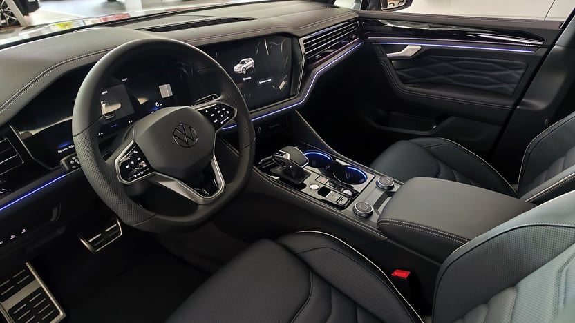 Зображення Touareg R-Line Platinum1 3.0 V6 TDI