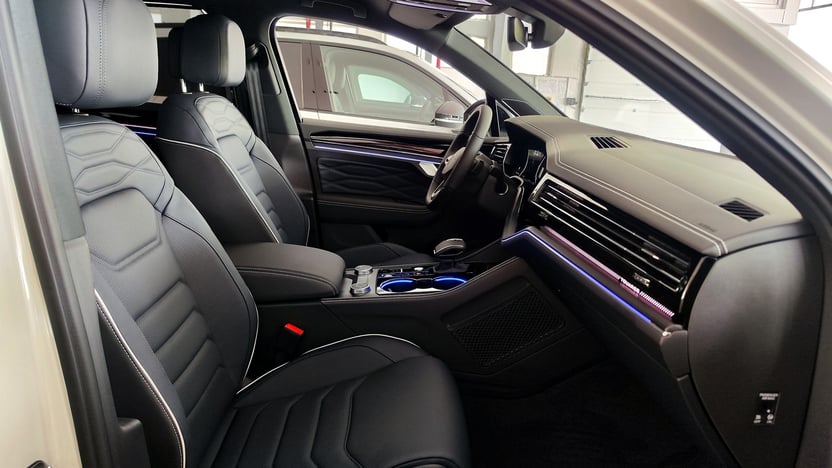 Зображення Touareg R-Line Platinum1 3.0 V6 TDI