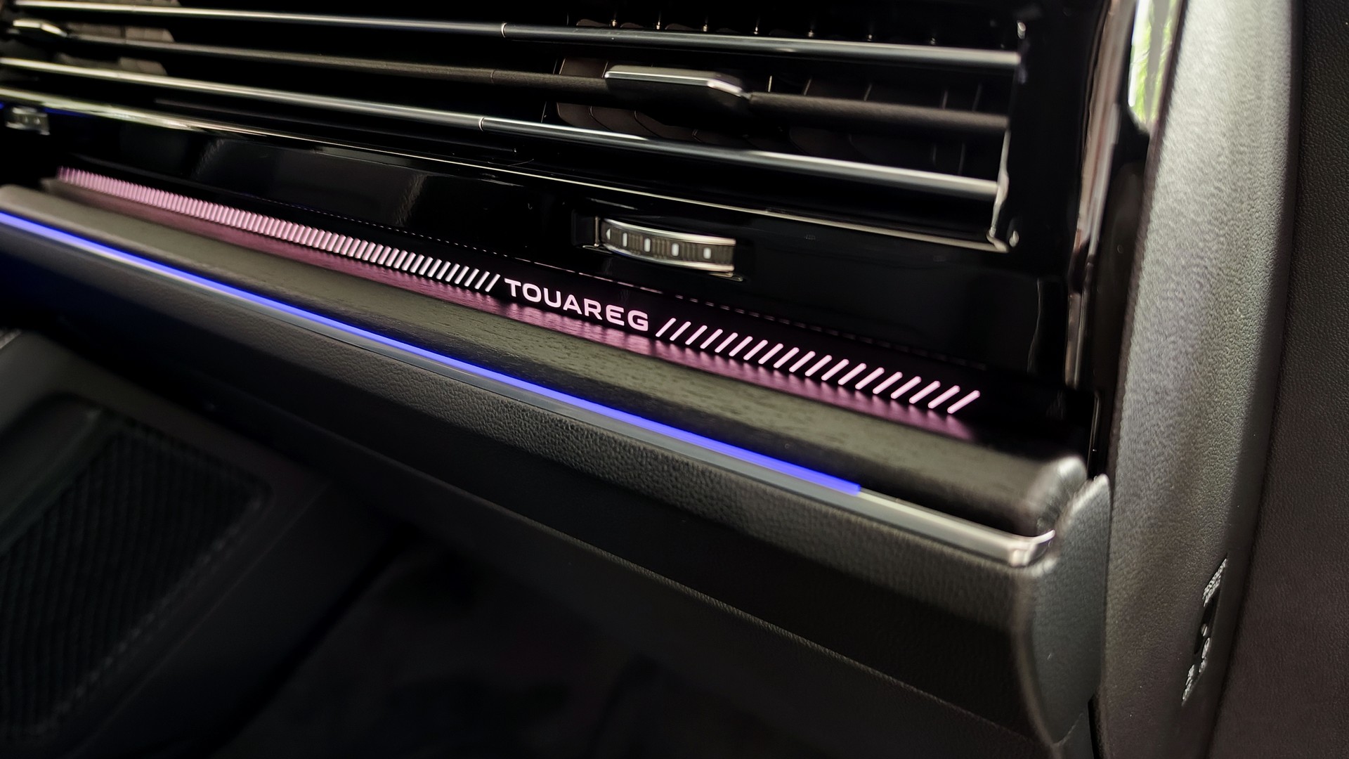 Зображення Touareg R-Line Platinum1 3.0 V6 TDI