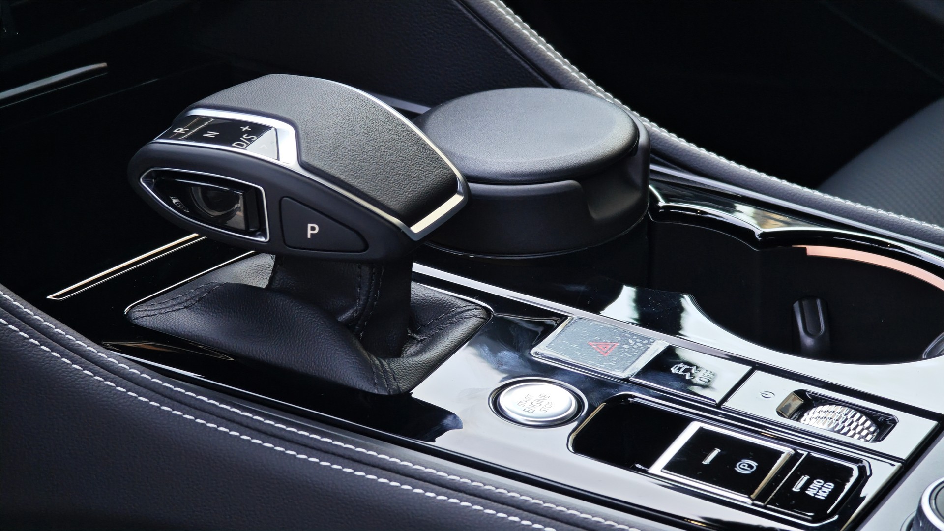 Зображення Touareg R-Line Platinum1 3.0 V6 TDI