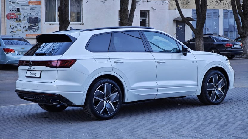 Зображення Touareg R-Line Platinum1 3.0 V6 TDI