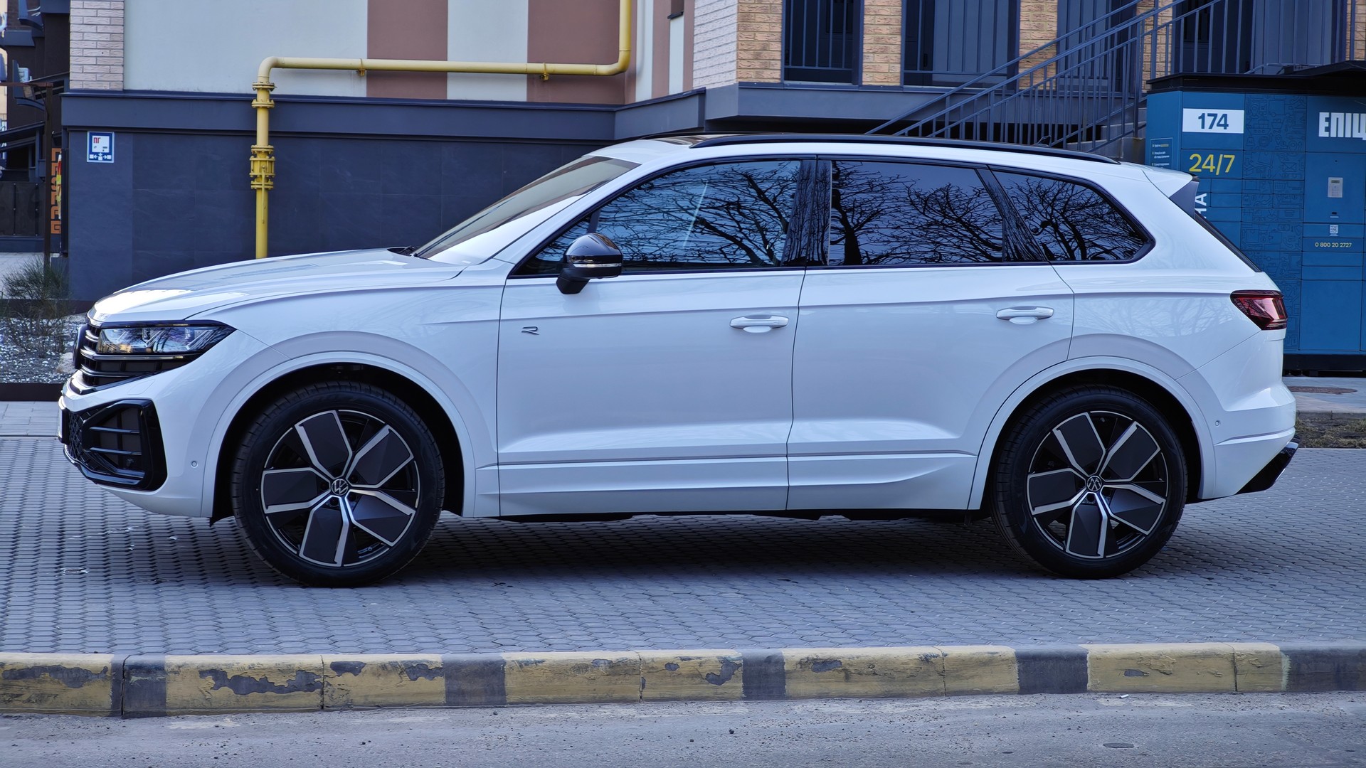 Зображення Touareg R-Line Platinum1 3.0 V6 TDI