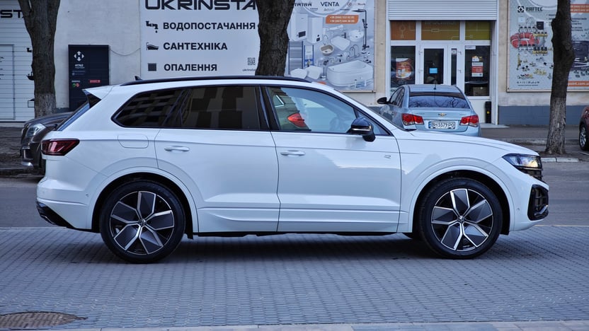 Зображення Touareg R-Line Platinum1 3.0 V6 TDI