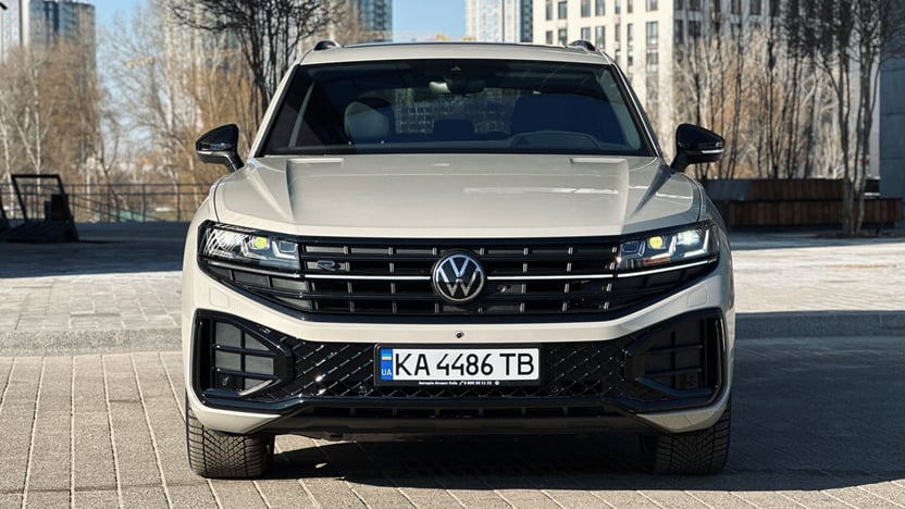 Зображення Touareg R-Line Platinum1 3.0 V6 TDI