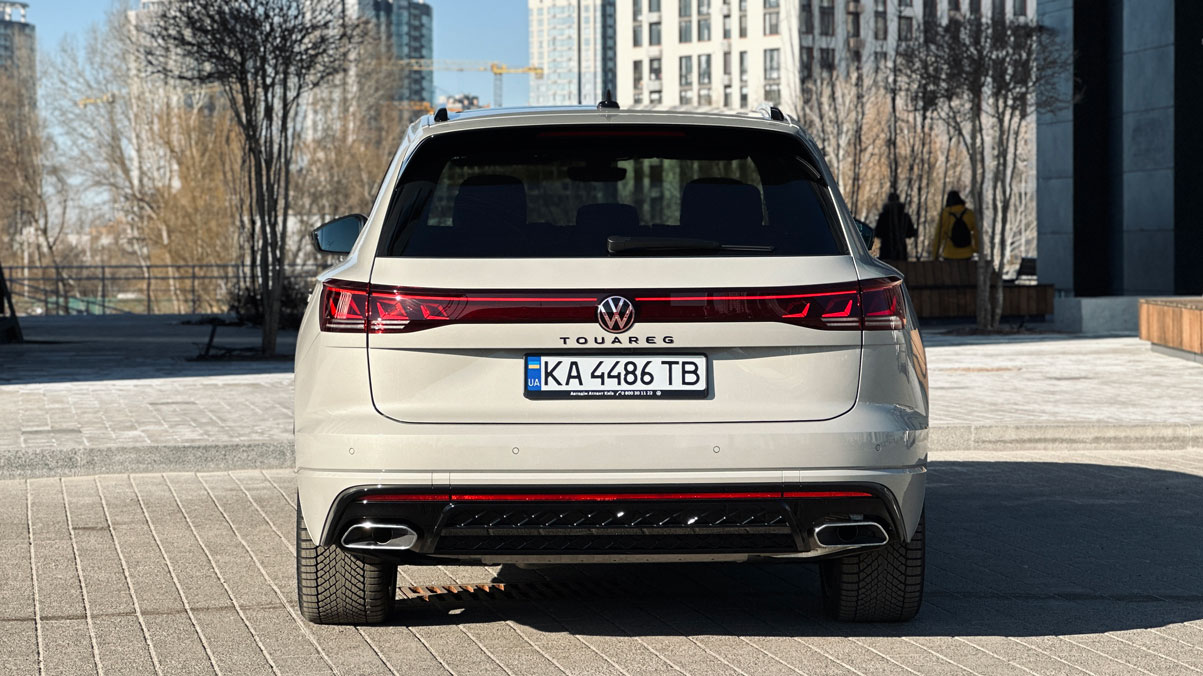 Зображення Touareg R-Line Platinum1 3.0 V6 TDI