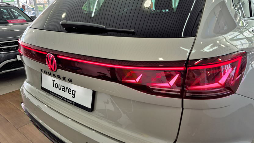 Зображення Touareg R-Line Platinum1 3.0 V6 TDI