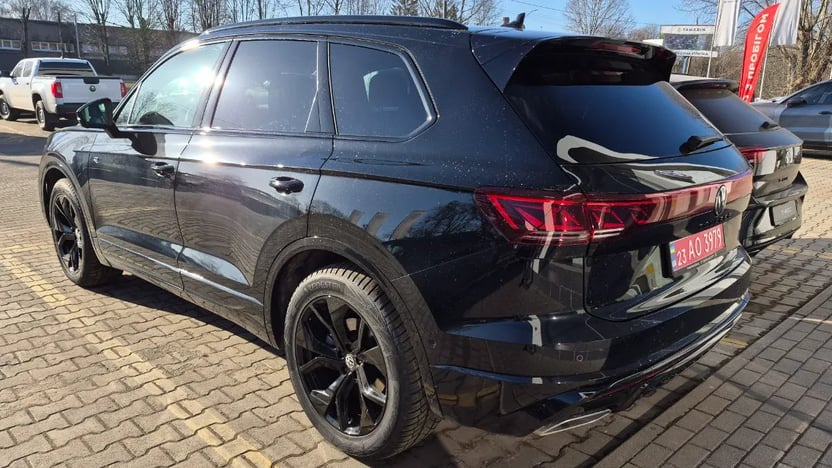 Зображення Touareg R-Line Platinum3 3.0 V6 TDI