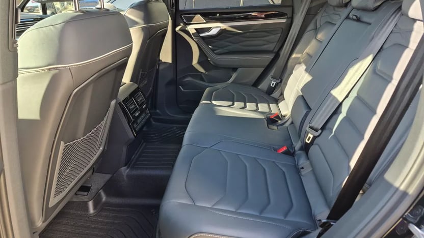 Зображення Touareg R-Line Platinum3 3.0 V6 TDI