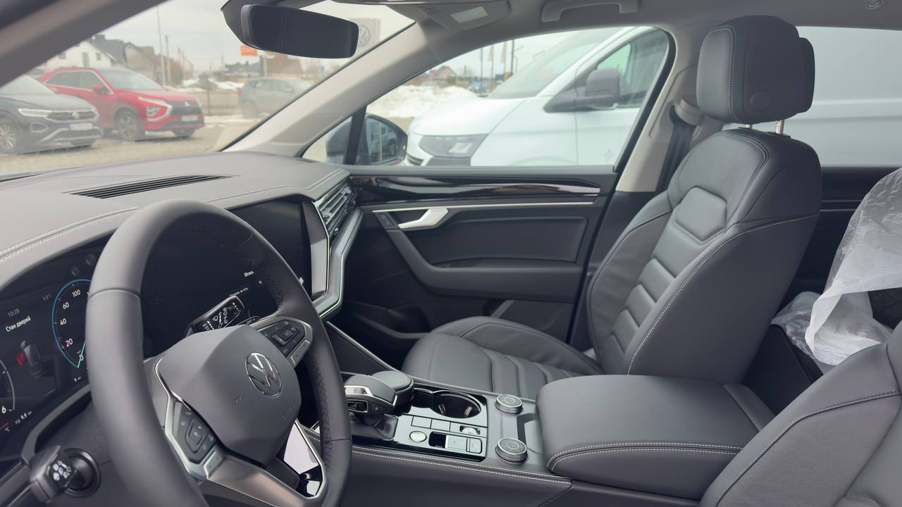 Зображення Touareg Silver 3.0 V6 TDI