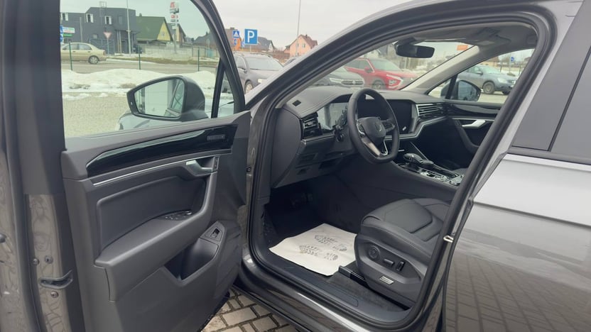 Зображення Touareg Silver 3.0 V6 TDI