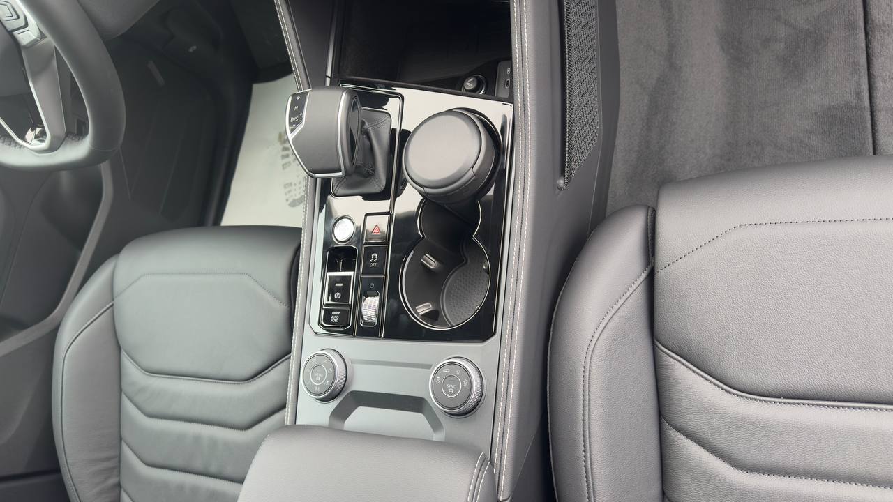 Зображення Touareg Silver 3.0 V6 TDI