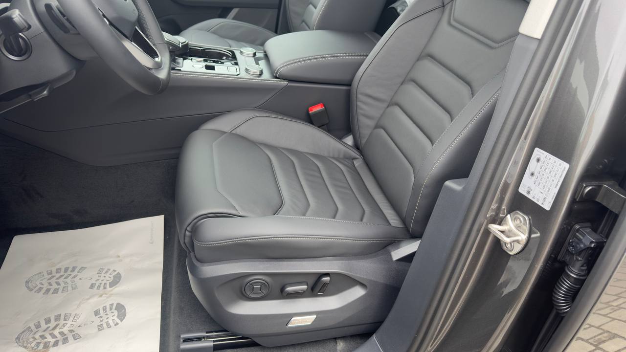 Зображення Touareg Silver 3.0 V6 TDI