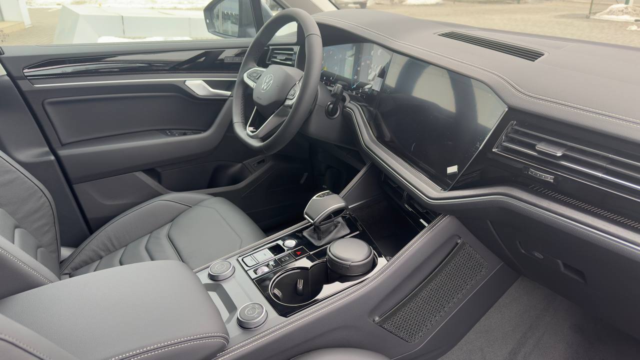 Зображення Touareg Silver 3.0 V6 TDI