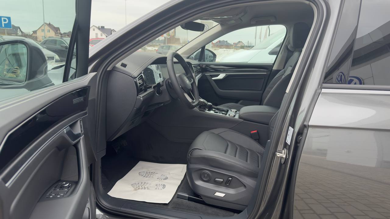 Зображення Touareg Silver 3.0 V6 TDI