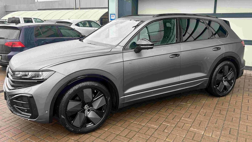 Зображення Touareg R-Line Final Edition1 3.0 V6 TDI