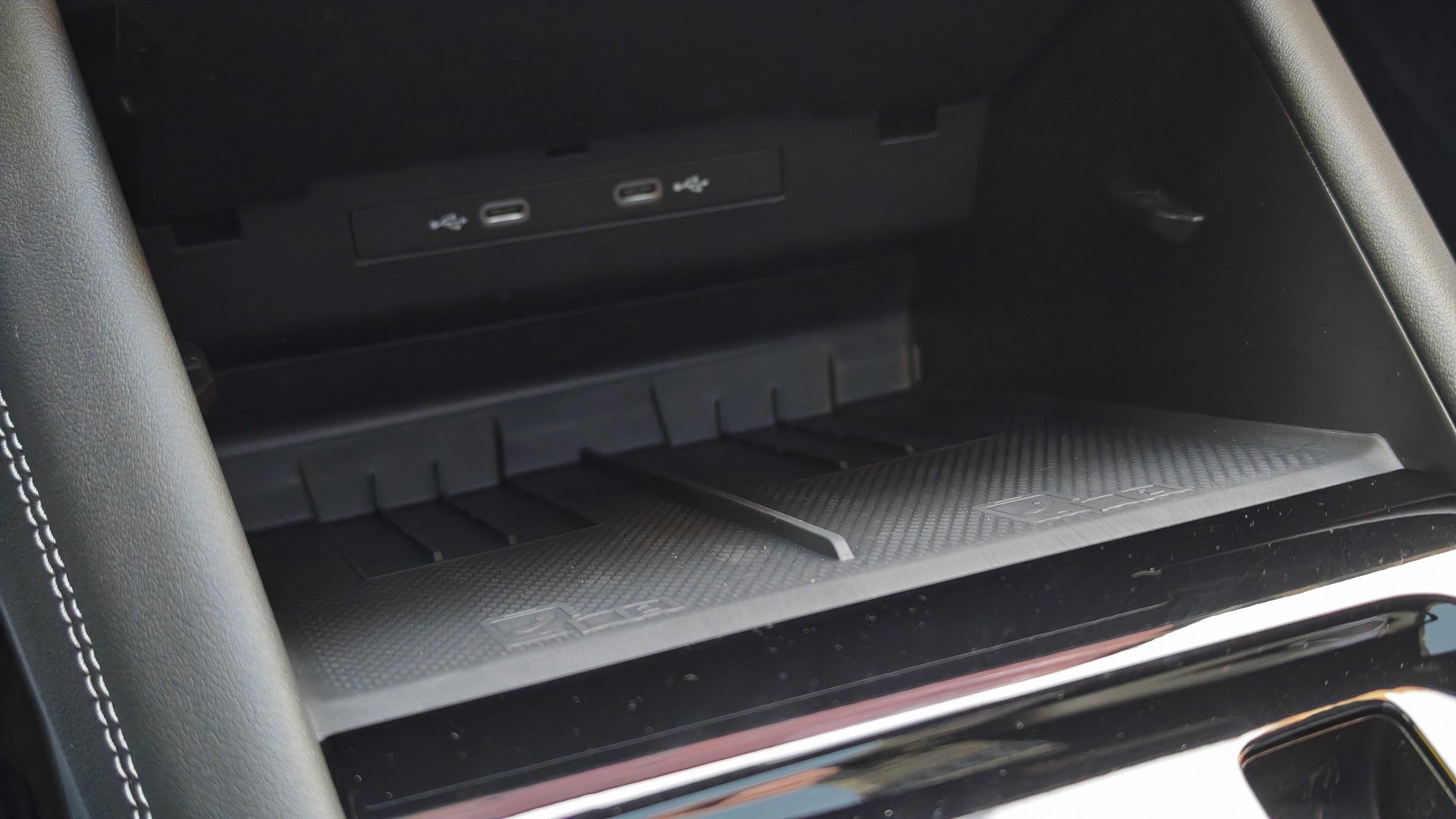 Зображення Tiguan R-Line+ 2.0 TDI 4Motion