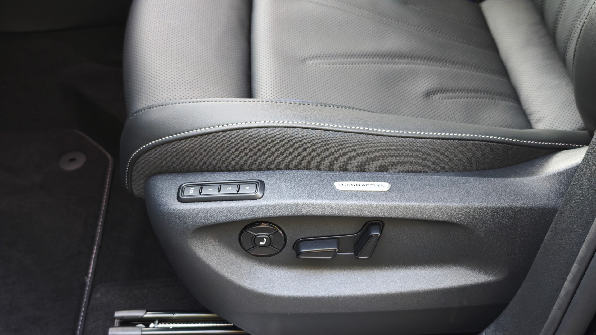 Зображення Tiguan R-Line+ 2.0 TDI 4Motion