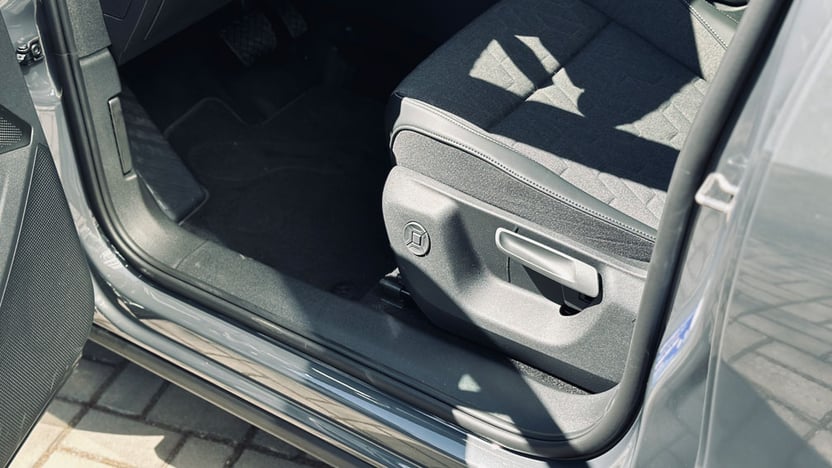 Зображення Новий Tayron Life+ 2.0 TDI FWD