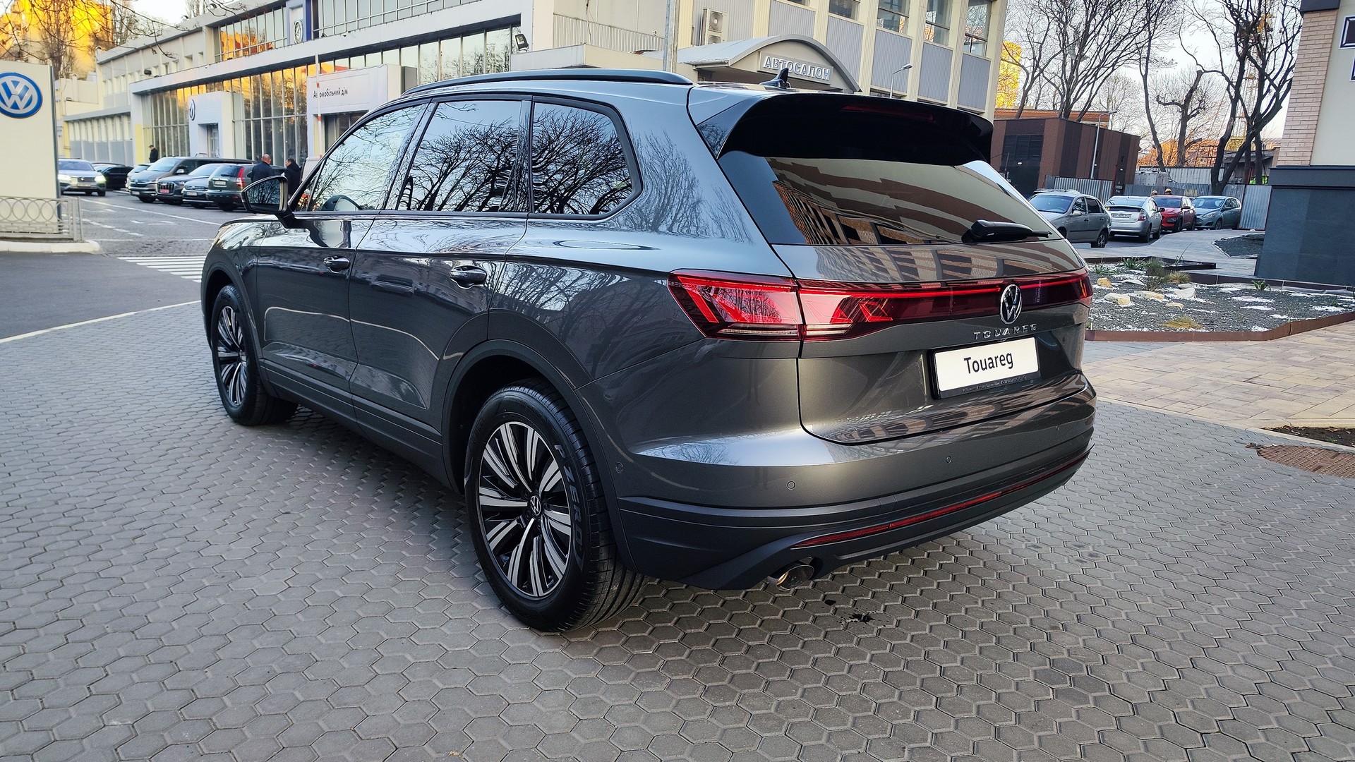 Зображення Touareg Silver+ 3.0 V6 TFSI