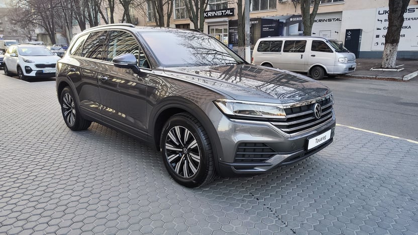 Зображення Touareg Silver+ 3.0 V6 TFSI