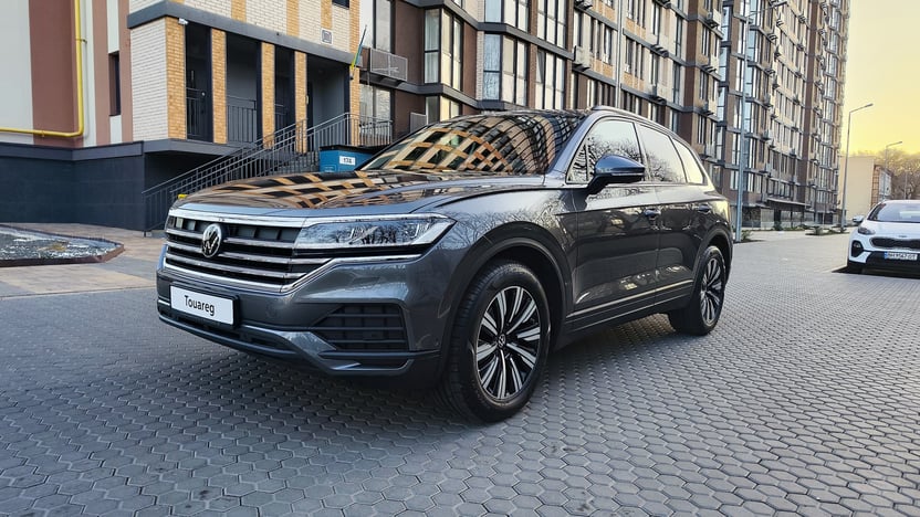 Зображення Touareg Silver+ 3.0 V6 TFSI