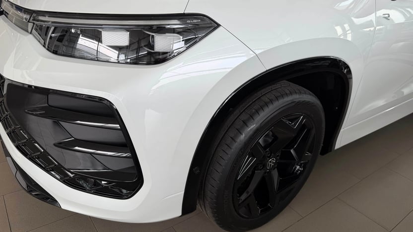 Зображення Tayron R-Line Platinum 2.0 TDI 4M