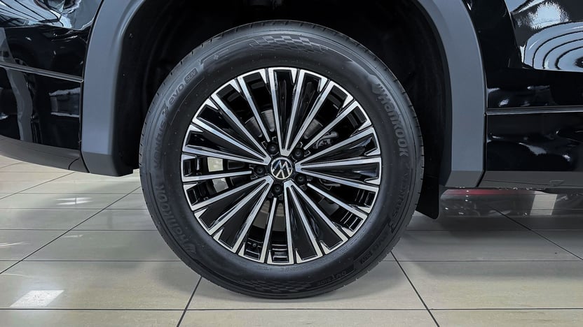 Зображення Tayron Life+ 2.0 TDI FWD