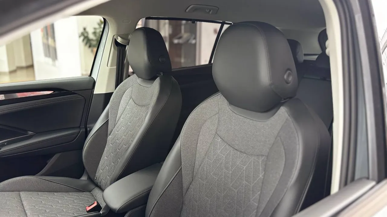 Зображення Новий Tayron Life+ 2.0 TDI FWD