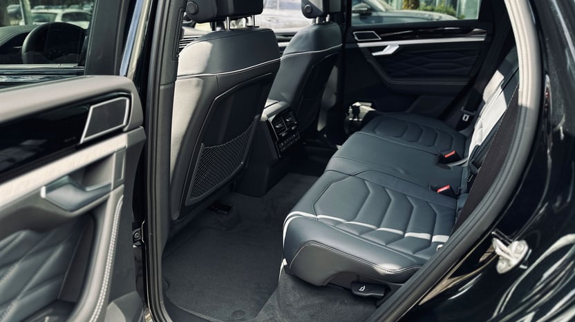 Зображення Touareg R-Line Final Edition2 3.0 V6 TDI