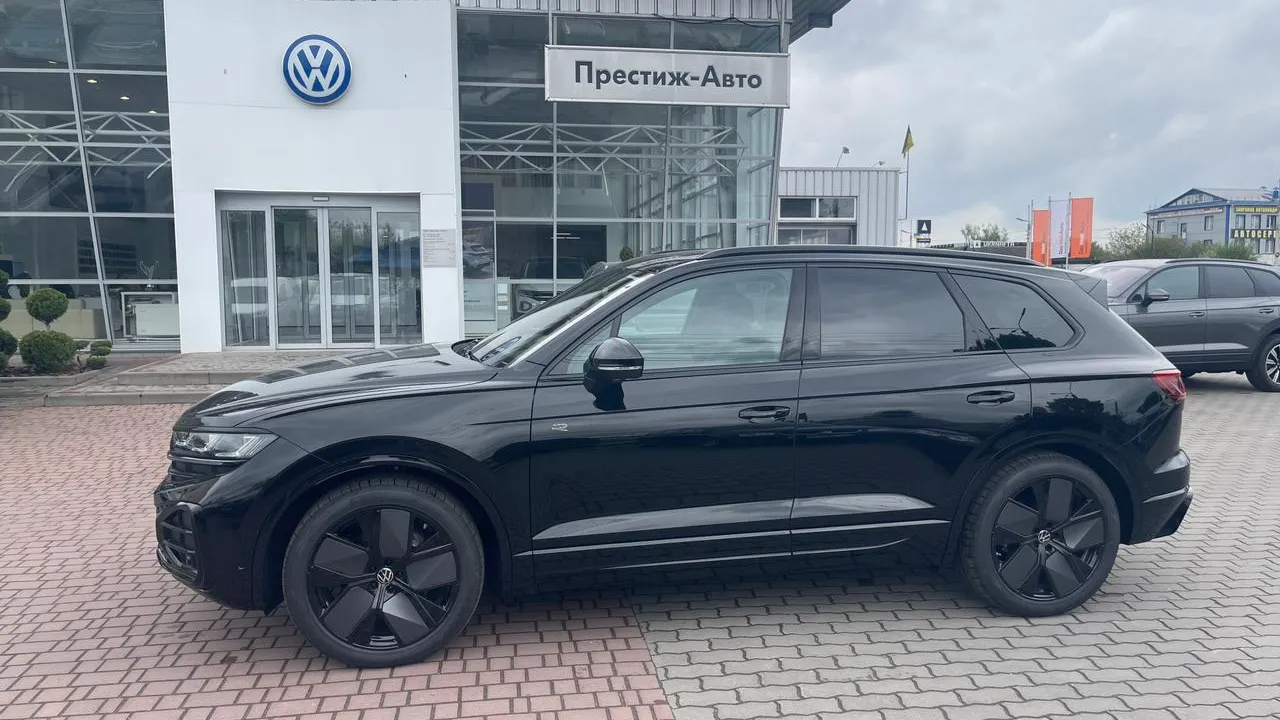 Зображення Touareg R-Line Final Edition2 3.0 V6 TDI