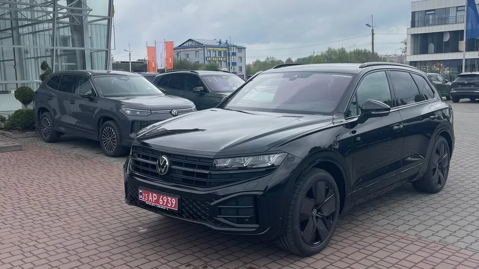 Зображення Touareg R-Line Final Edition2 3.0 V6 TDI